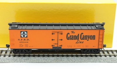 HO Accurail 4815 40' Wood Reefer Santa Fe SFRD 35006 Grand Canyon Map RTR