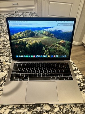 2018 MacBook Air 13.3'' Intel Core i5 8GB Ram 128GB SSD Space Gray Retina display
