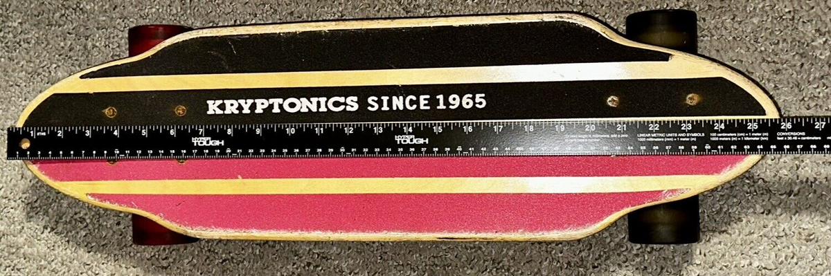 Skateboard Kryptonics 26" Classic Cutaway Cruiser – Bois, Rouge/noir, Depuis 1965