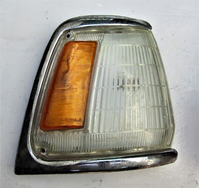 Toyota Hilux YN85 2WD Model 1989 94 Front Corner Turn Light Lucid