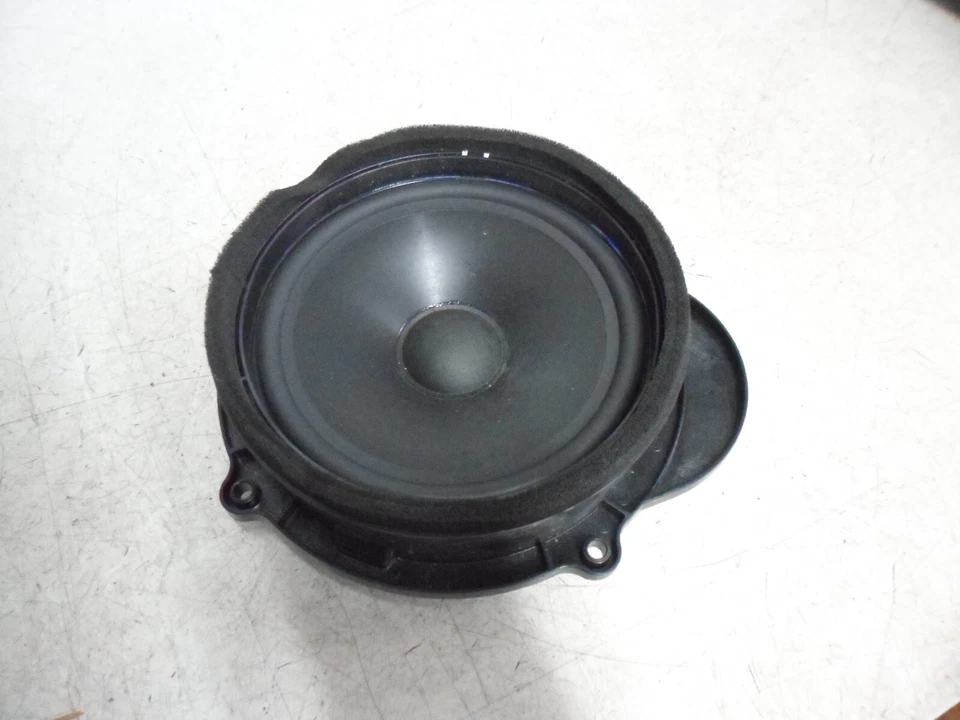 LAND RANGE ROVER 2006 OSF DRIVER SIDE FRONT DOOR SPEAKER XQM500280