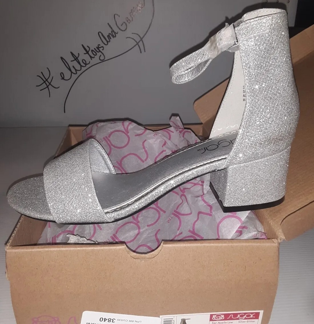 Sugar Womens Size 7 m Noelle SILVER GLITTER Heel Open Toe Ankle