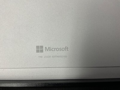Microsoft Surface Pro (5th Gen, 1796) Intel Core i5 4GB RAM Microsoft Surface Pro (5th Gen, 1796) Intel Core i5 4GB RAM