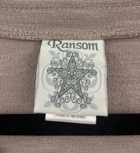 Ransom Women's Long Sleeve V Neck T Shirt Size Small Floral Studded - Picture 5 of 11