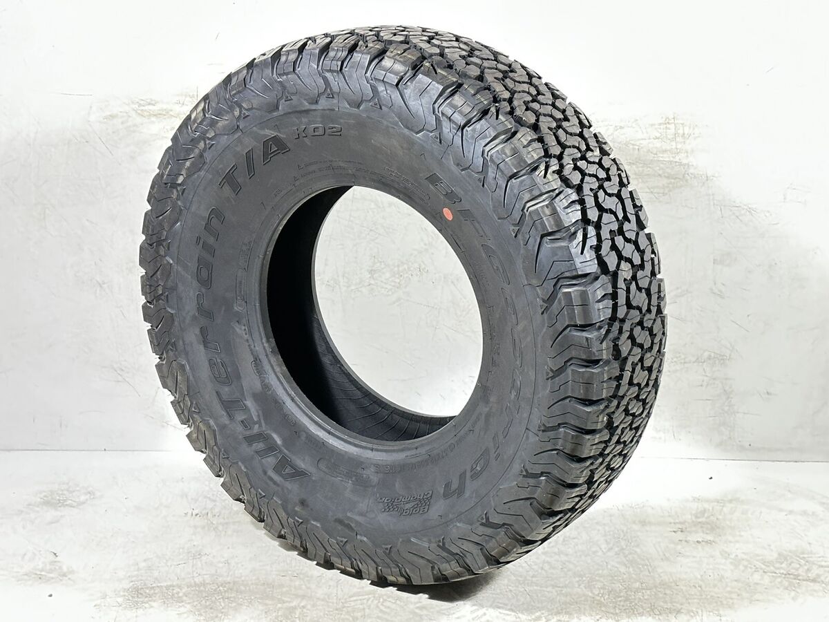 1 New Bfgoodrich All-terrain T/a Ko2 - Lt37x12.50r17 Tires 1 New Bfgoodrich All-terrain T/a Ko2 - Lt37x12.50r17 Tires