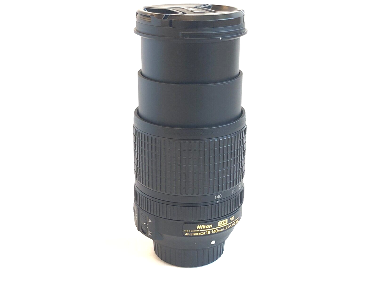 Nikon AF-S DX NIKKOR 18-140mm f/3.5-5.6 G ED VR Lens with caps