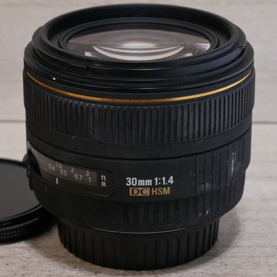Sigma DG 30mm f/1.4 HSM EX DC Lens For Canon EF DSLR Camera *GOOD/TESTED*
