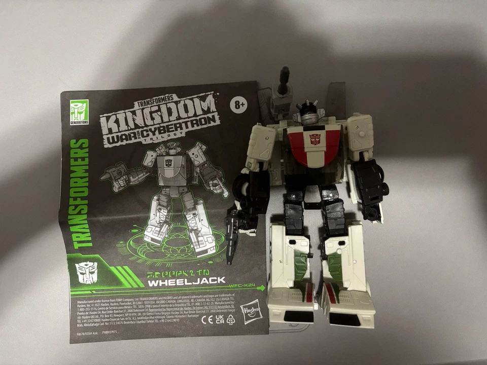 Transformers WFC Kingdom Wheeljack Foto 2 de 2