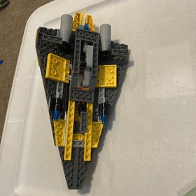 LEGO 7669 Star Wars Anakins Jedi Star Fighter With Instructions Missing 1 Piece