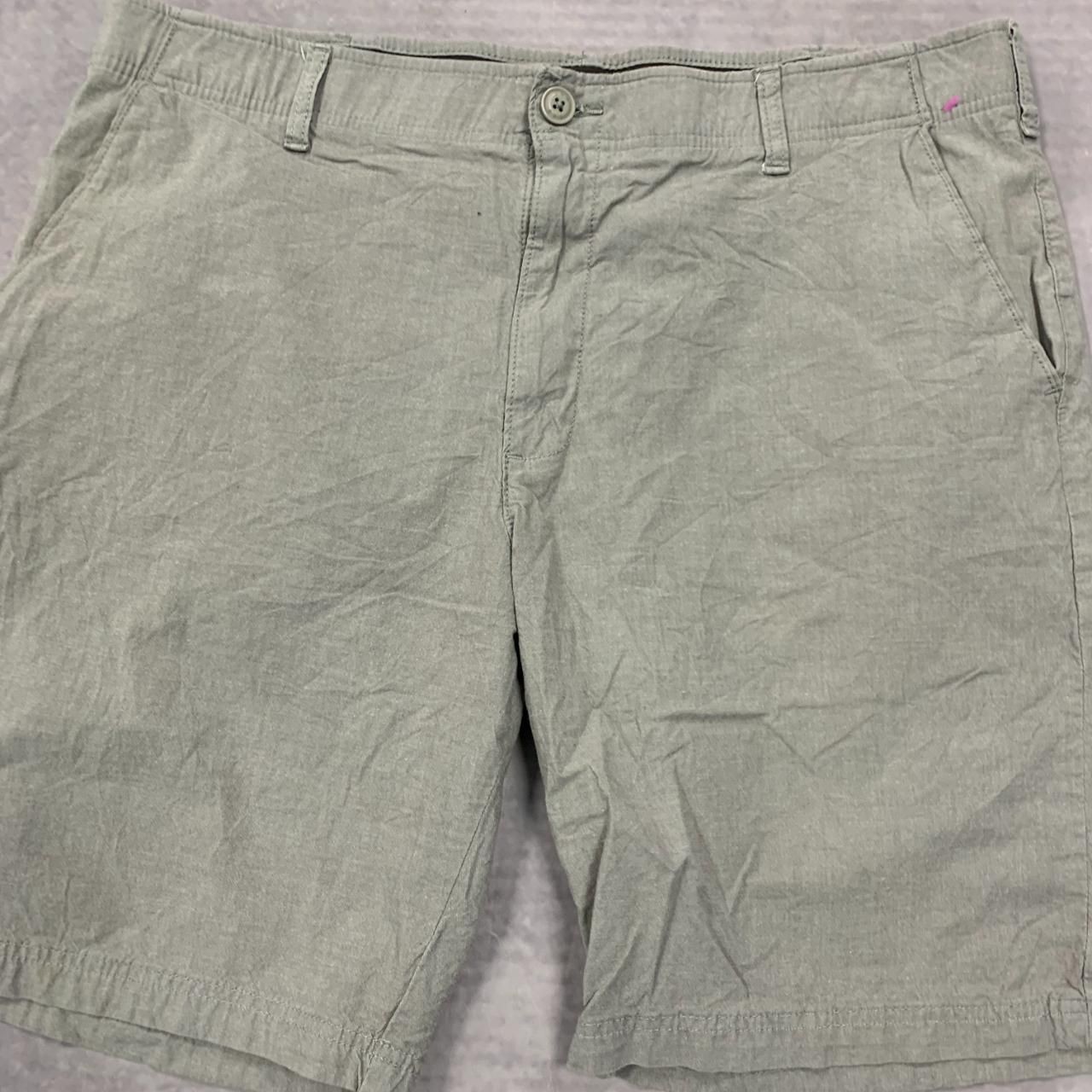 Lee Shorts Size is waist 40" Men's 40 thumbnail 2