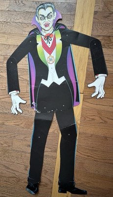 VTG 1990 53  Beistle Jointed Hinged Dracula Die Cut Halloween Decor *TORN READ*