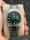 Vintage Seiko 5 Automatic Green Sunburst Dial Day Date Men’s Watch Japan