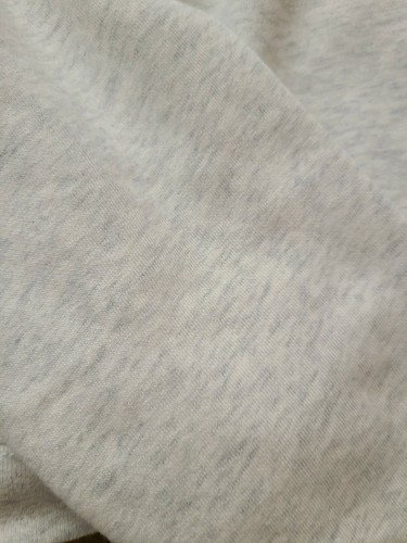 Sudadera gris para mujer Aeropostale nueva con etiquetas talla L aplique letras en la parte delantera - Imagen 2 de 7