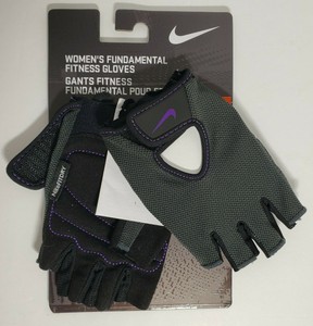 nike women's fundamental fitness gloves