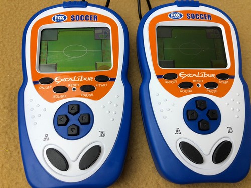 FOX SPORTS Kids 2007 SOCCER 2 Handheld Electronic Games With Connection Cord - Picture 2 of 5