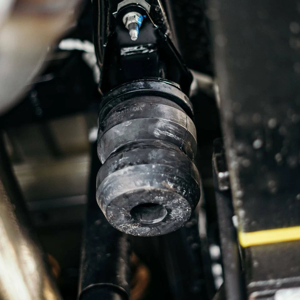 Timbren FR350SDJ Rear Axle SES Suspension Upgrade for Ford F-350 Super Duty Foto 4 de 4