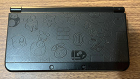 Nintendo 3DS Super Mario Edition 4GB ; Includes Case Charger SD Card 2 Games