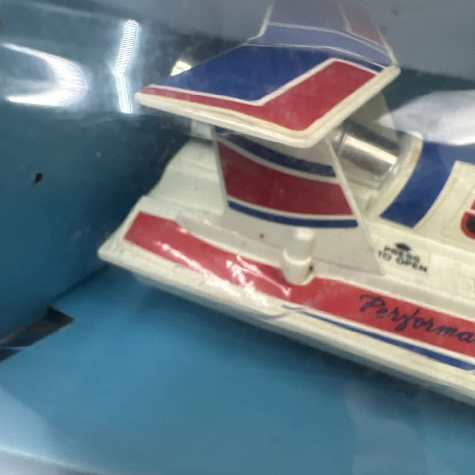 Echopro Ski Tiger Racing Boat RC 49 MHz,   No Remote - Image 3 of 4