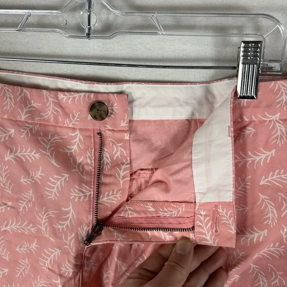 Pantalones cortos antiguos azul marino para mujer 14 rosa patrón floral 3" entrepierna What a Dahlia Foto 2 de 4