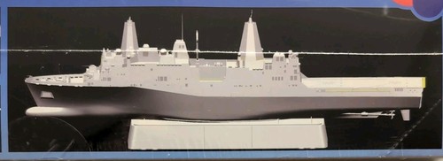Bronco Models 1/350 U.S.S. New York LPD-21 Amphibious Transport Dock - Picture 15 of 24