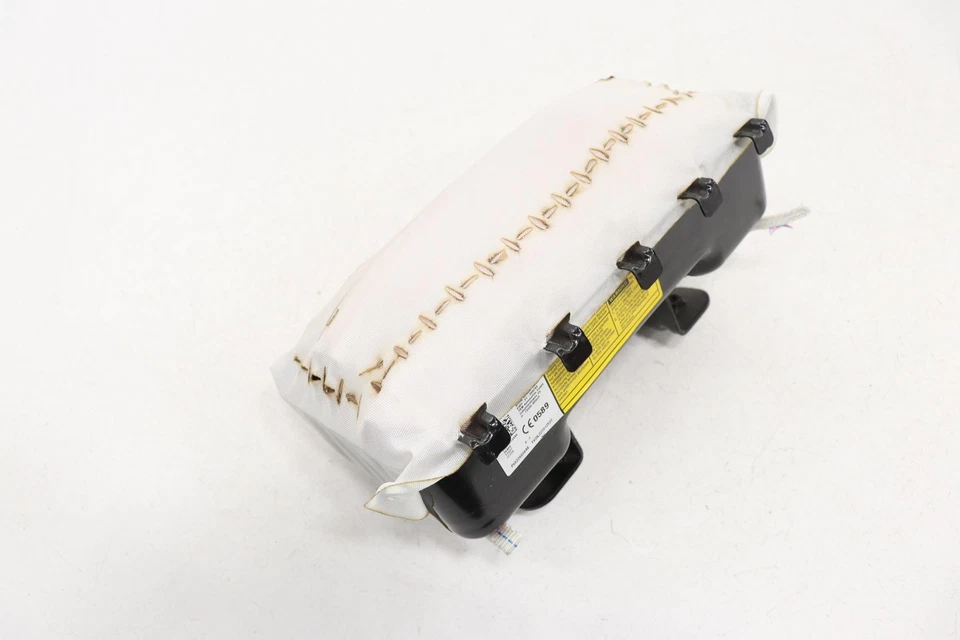 Подушка безопасности передняя правая для приборной панели 2017-2024 Chrysler Pacifica 68226856af - Изображение 4 из 4