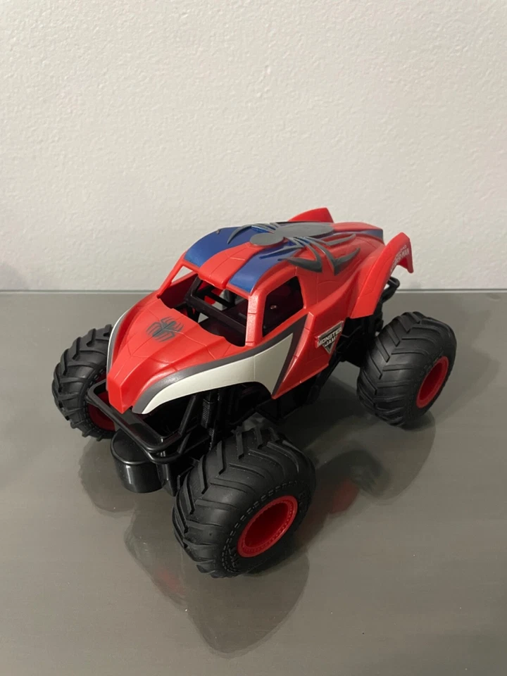 Marvel Spider-Man RC Monster Truck, All-Terrain, Great Condition *NO CONTROLLER* - Image 2 of 4