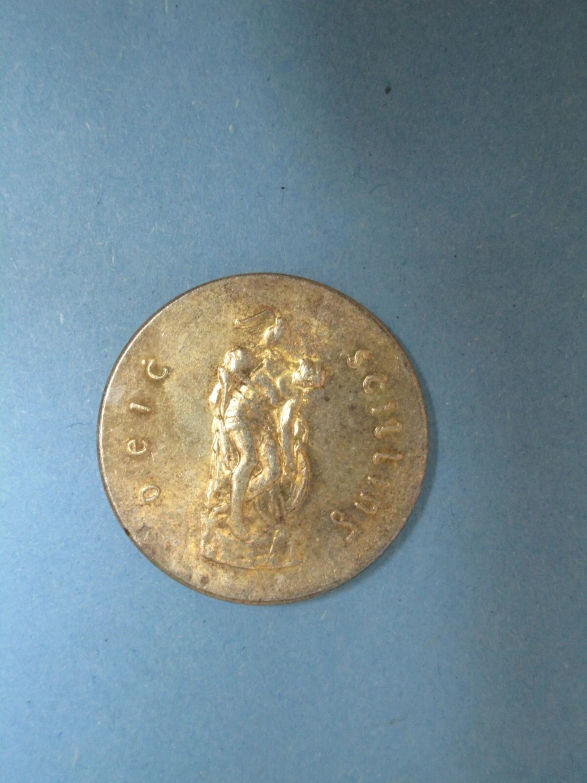 Photo 2/3