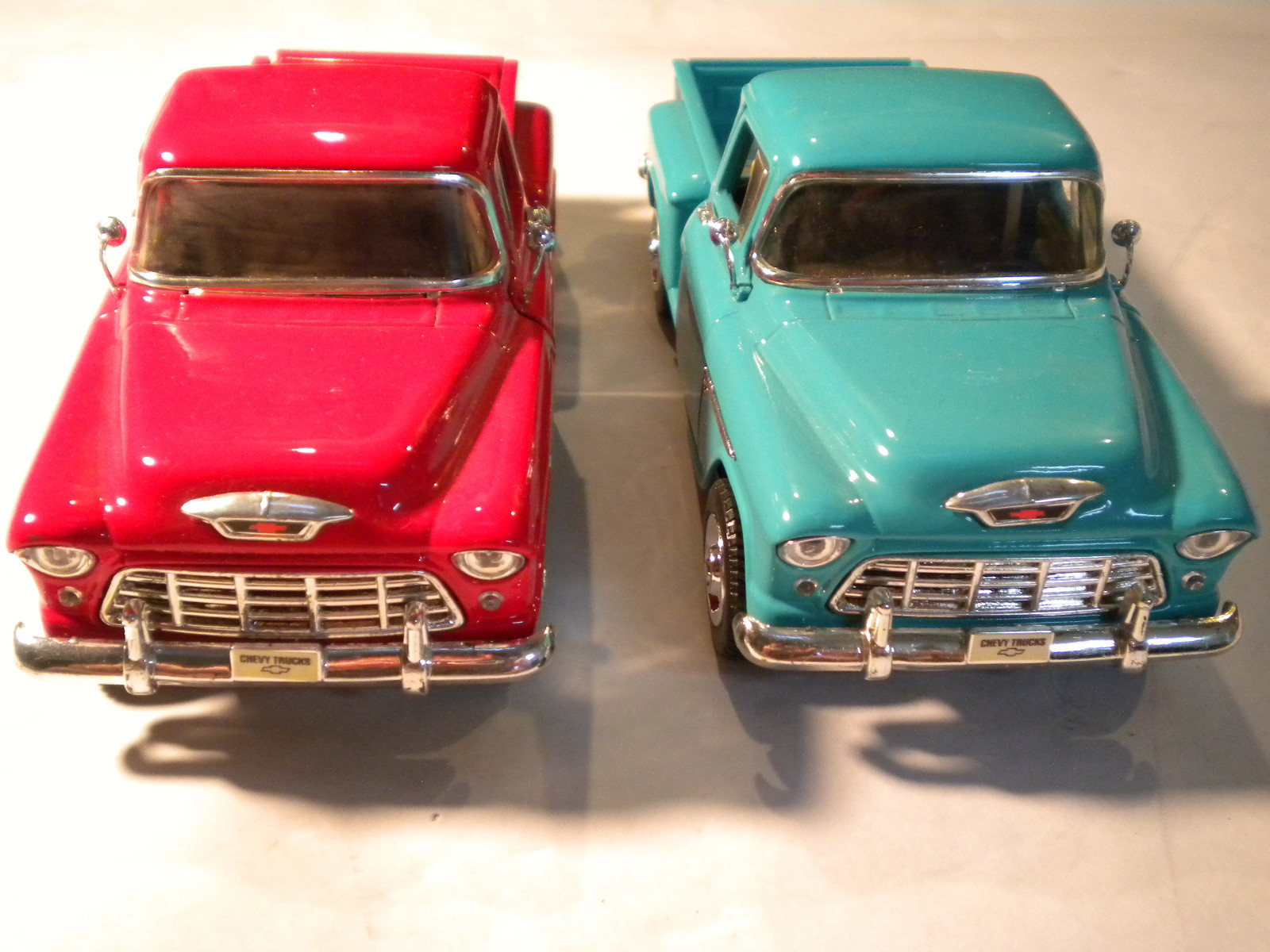 Chevy 1955 Stepside Camioneta Chevrolet (2) escala 1:25 Diecast & plástico superior Chevy Chevy Chevy 1955 Stepside Camioneta Chevrolet (2) escala 1:25 Diecast & plástico superior b1a286