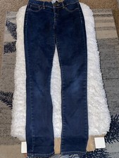 Refuge sz. 0 cotton/poly/spandex blend dark wash jeans. Comfortable, great pair