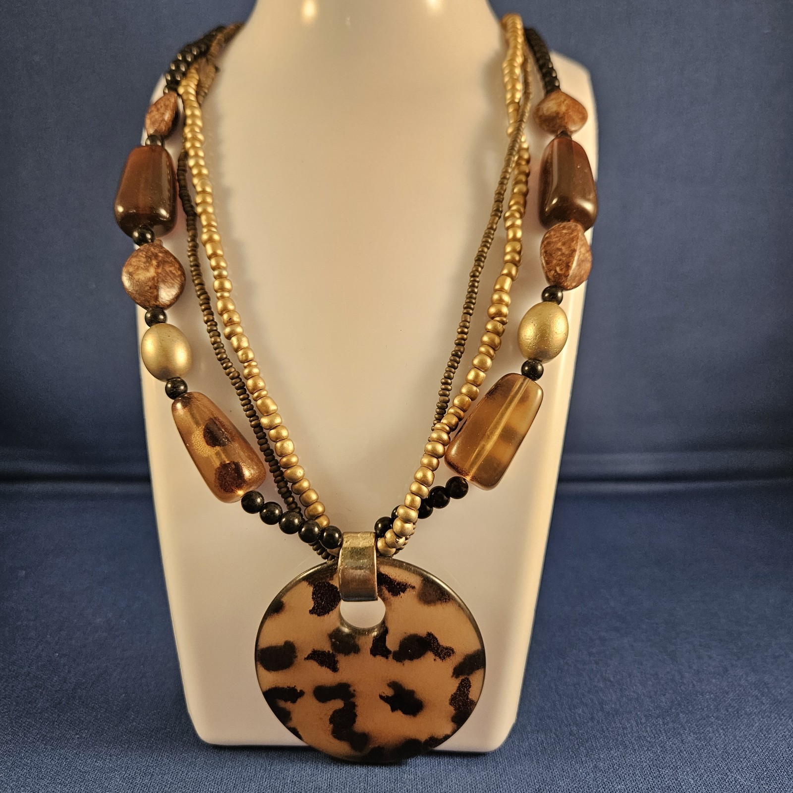 Boho Statement Necklace Leopard Print Resin Pendant Triple Strand Bead Brown