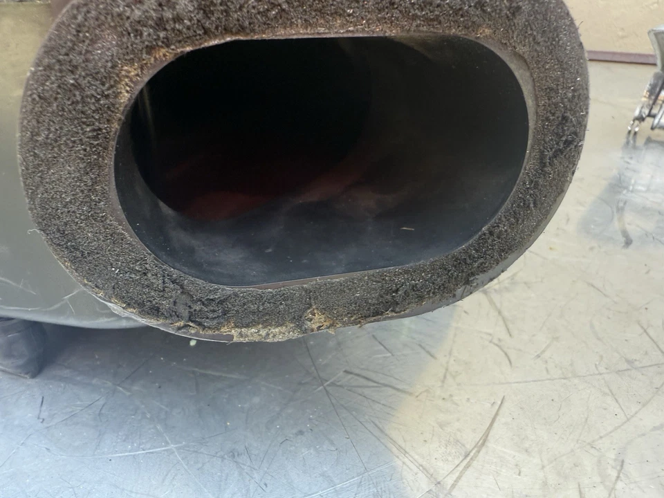 1999-2007 OEM SUZUKI HAYABUSA 1300 CAJA DE AIRE CAJA DE FILTRO DE ADMISIÓN DE AIRE Foto 3 de 4