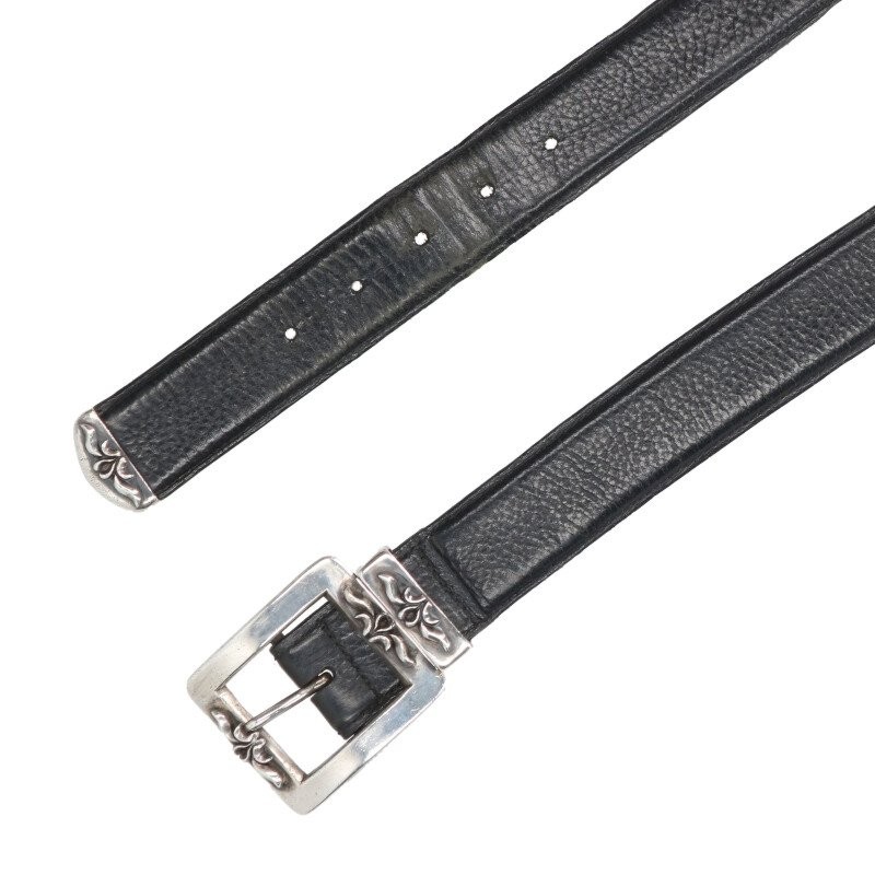 é Heart buckle belt、tシャツ（黒） HEART-CORE Jeffrey Campbell Oversized Belt
