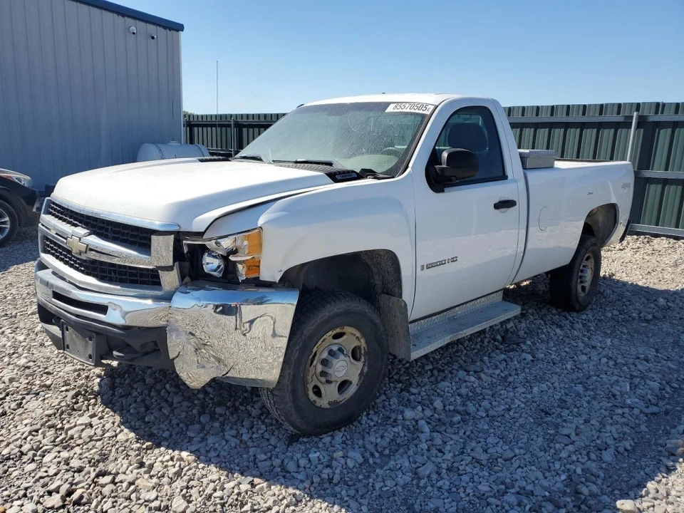 Used Front Left Seat Belt Front fits: 2008 Chevrolet Silverado 2500 pickup bucke - Imagem 2 de 4
