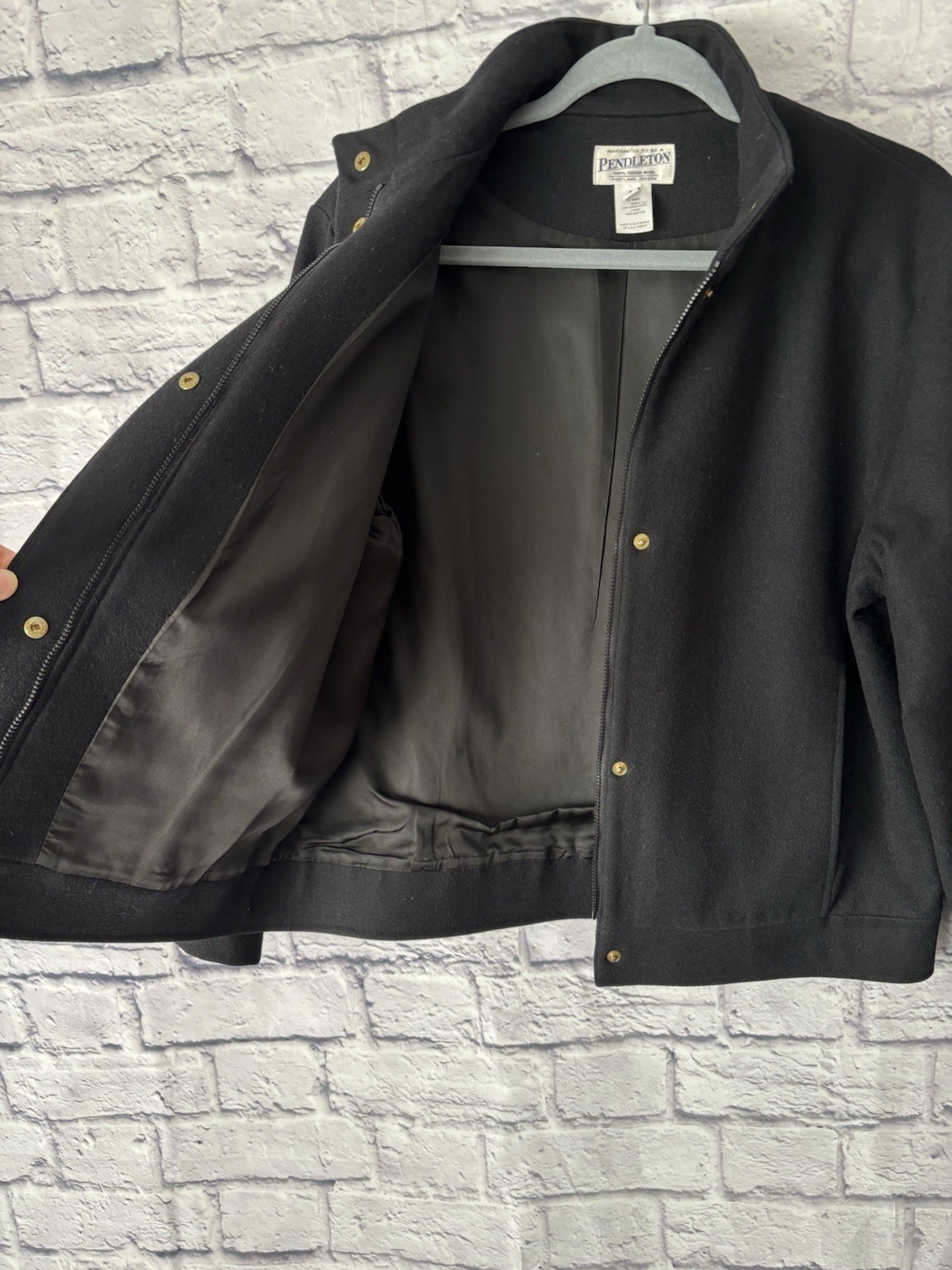Women’s vintage Pendleton Basic Black Jacket 100%… - image 5