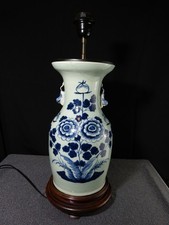 Pied de lampe vase chinois ancien en porcelaine blanc bleu Chine 19 siècle XIX
