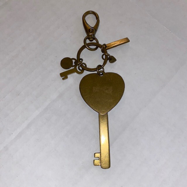 Nine West Brass Key To My Heart Toggle Keychain Key fob Bag Clip 4” | eBay