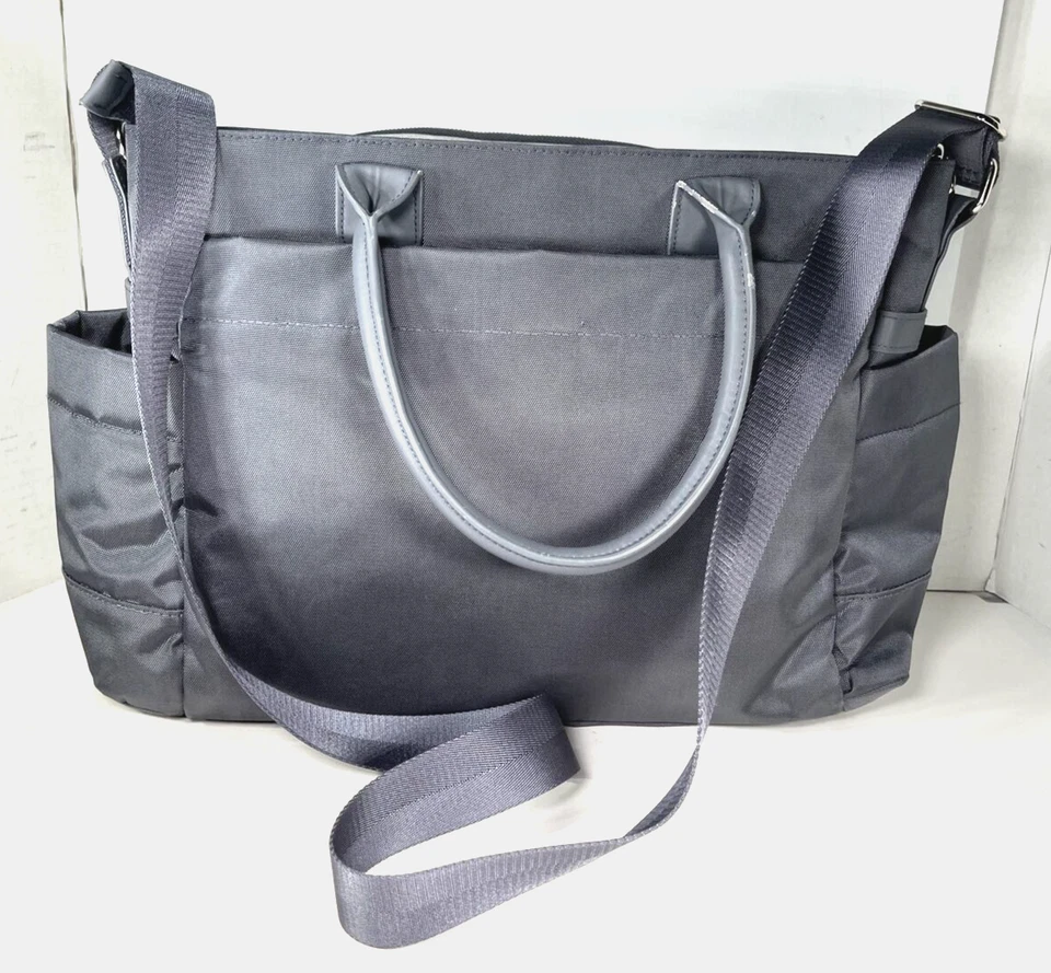 Bolso bandolera de pañales SKIP HOP Chelsea Downtown gris plateado - desgaste ligero Foto 2 de 4