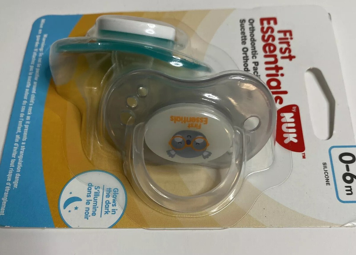 Succhietto NUK First Choice Classic - Ortodontico, Illuminante Al Buio, 0-6 Mesi, Confezione Da 2, Viola