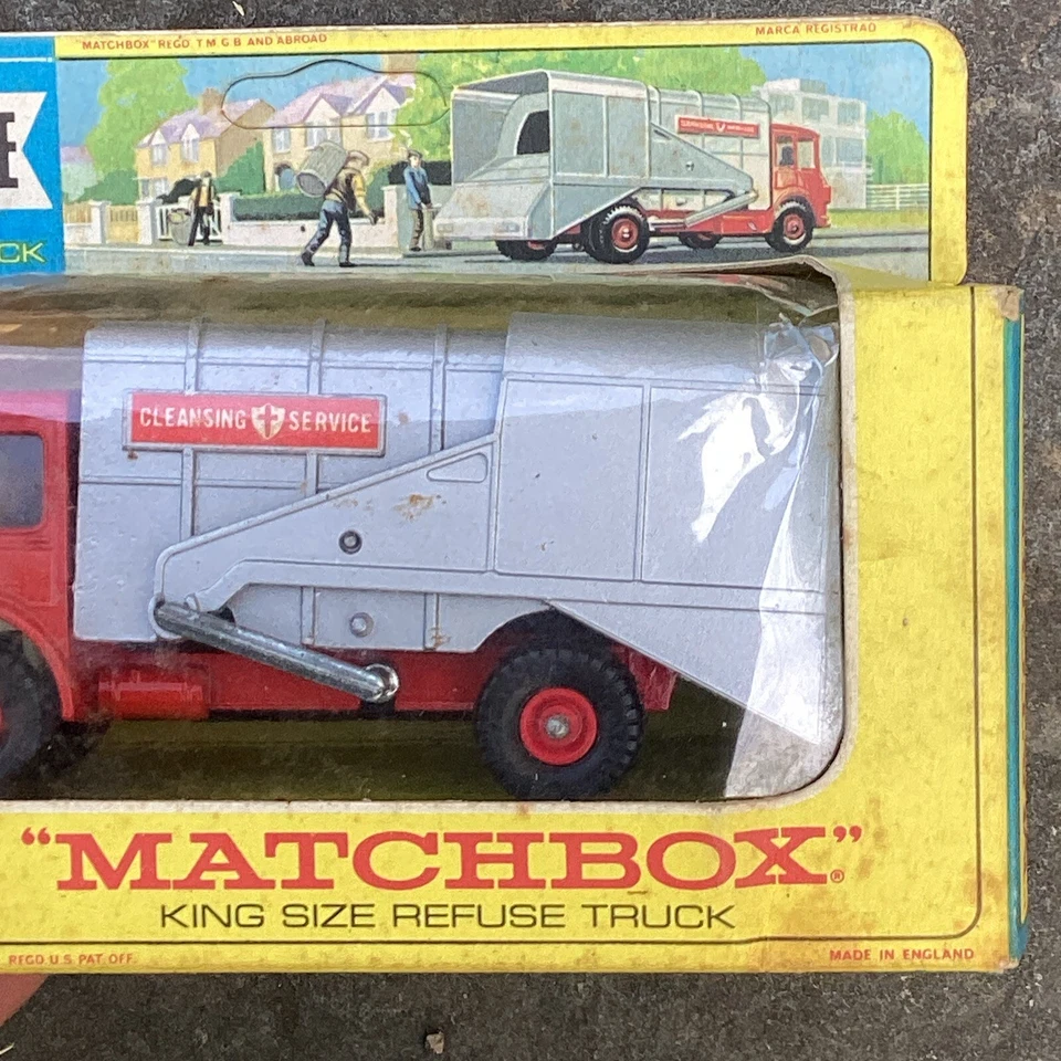 Matchbox Lesney England  K-7 King Size Refuse Truck NOS - Image 4 of 4
