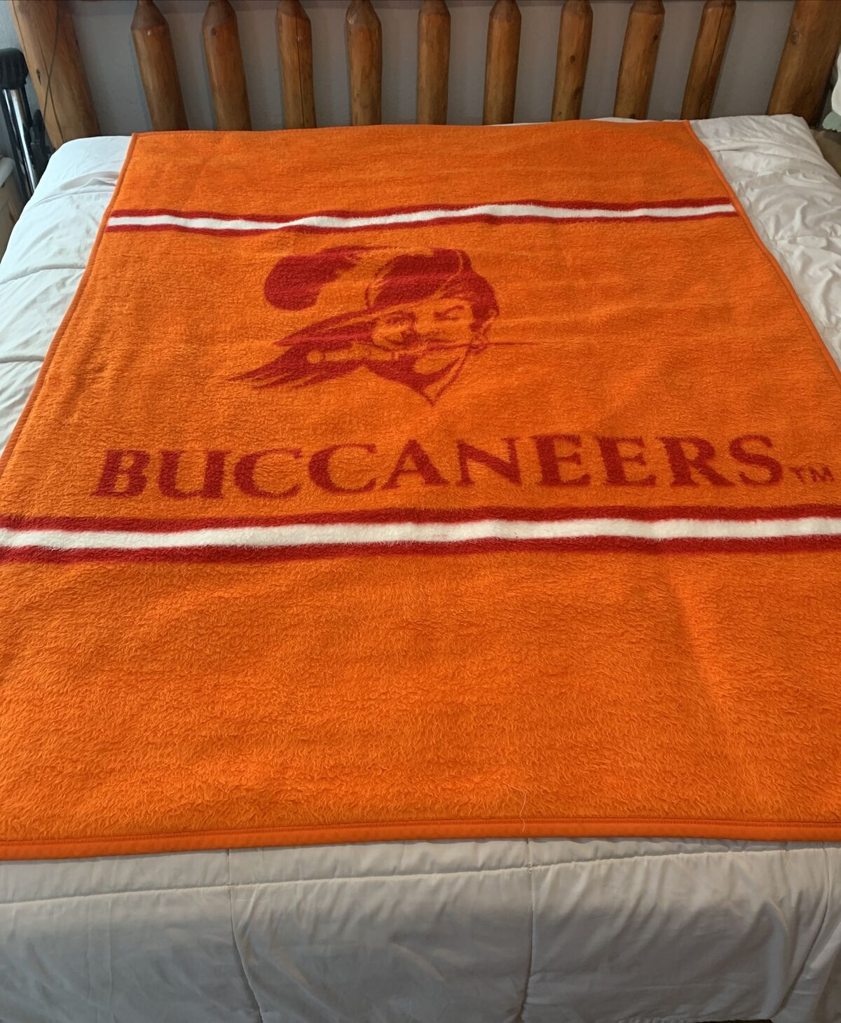 Picture 1 of 4