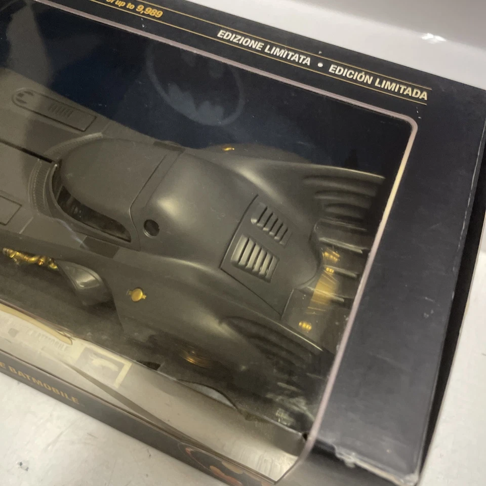 HOT WHEELS Elite BATMAN 1989 Movie Batmobile - 1/18 Limited Edition - Immagine 4 di 4