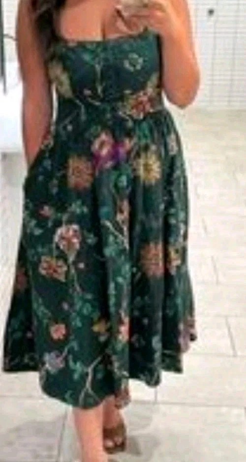 Vestido Solero AVEC LES Bosque Verde Flores Tropicales 6 M Parques Habitación Tiki Encantada Foto 2 de 4