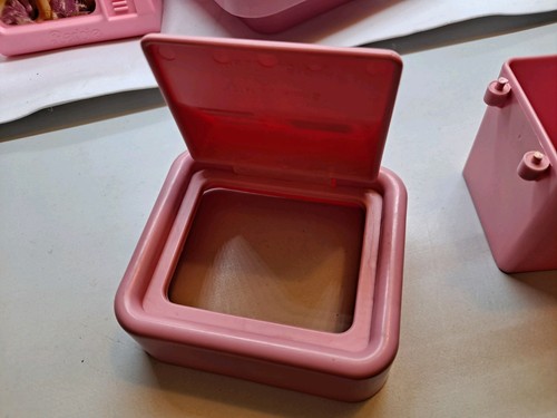 1970's Barbie Dream House Furniture. Bed, Computer Table And TV - Picture 6 of 11