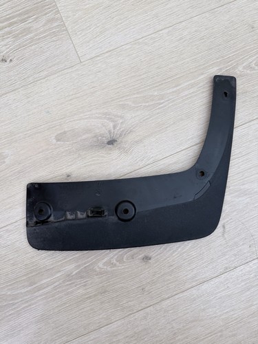Volvo XC40 Front Left Mud Flap Guard OEM 32226806
