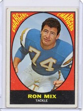 1967 Topps 125 Ron Mix Football San Diego Chargers 