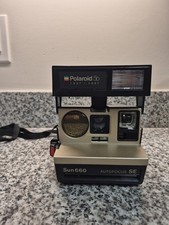 Polaroid Sun 660 Autofocus SE Special Edition camera.