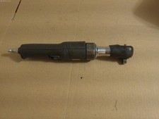 Snap-on Heavy Duty Pneumatic 38 Drive Air Ratchet Far720