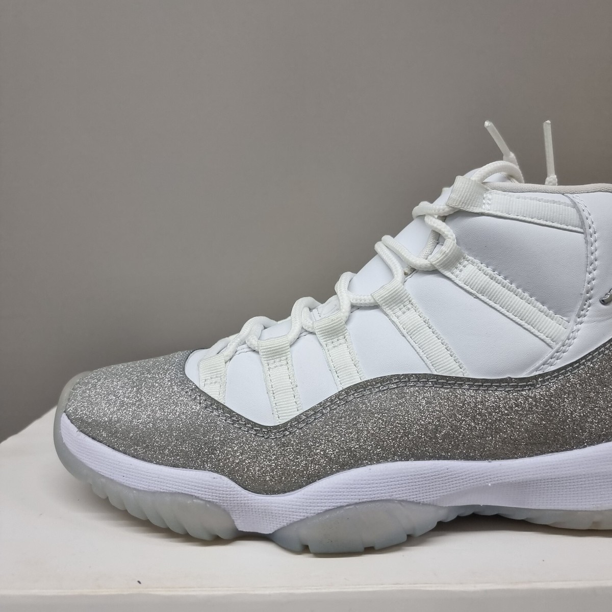 sparkle jordans 11