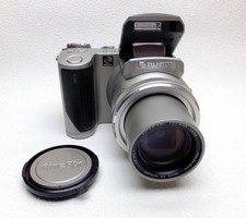 FUJIFILM FinePix 4900Z digital camera