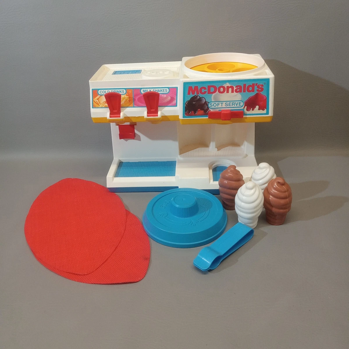マクドナルド　ビンテージ　フィッシャープライス　ごっこ遊び　チャンキーピープル Mcdonalds Playset In other Fisher-Price Preschool Toys (1963-Now
